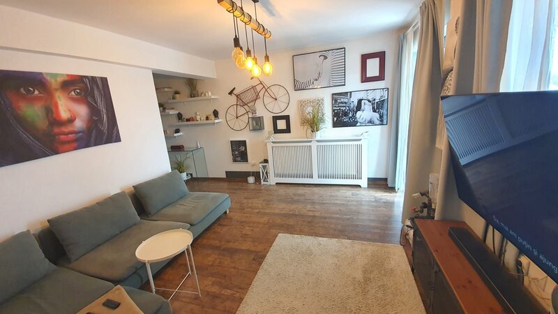 Popesti-Leordeni, 15 minute de metrou Berceni, vila mobilata si utilata