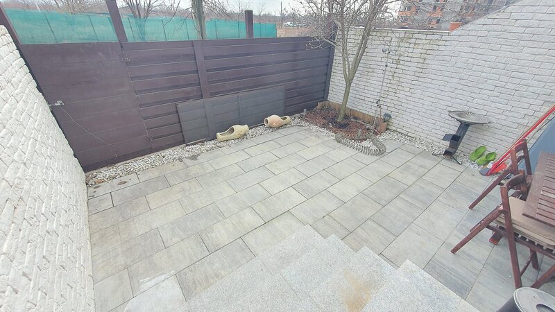 Popesti-Leordeni, 15 minute de metrou Berceni, vila mobilata si utilata